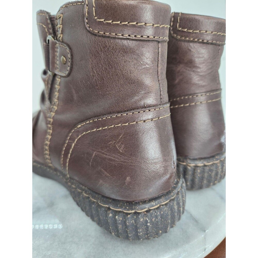 Clarks Collection Ankle Boots Womens Size 8 Brown Leather Zip Wedge Booties - Picture 16 of 16